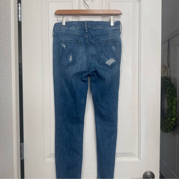MOTHER Jean Looker Ankle Fray Size 26 Naughty Intentions 26x27.25 blue distress - Picture 9 of 16